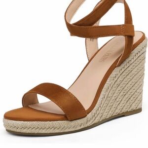 Women's Tan Espadrille Wedge Sandals - Stylish Ankle Strap